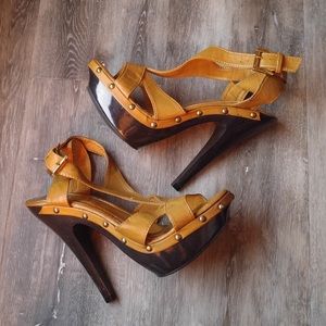Pierre Dumas tan strappy heels